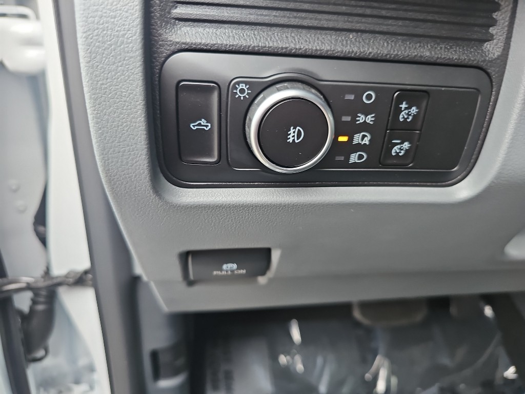 2026 Ford F-350 Super Duty XL - Photo 12