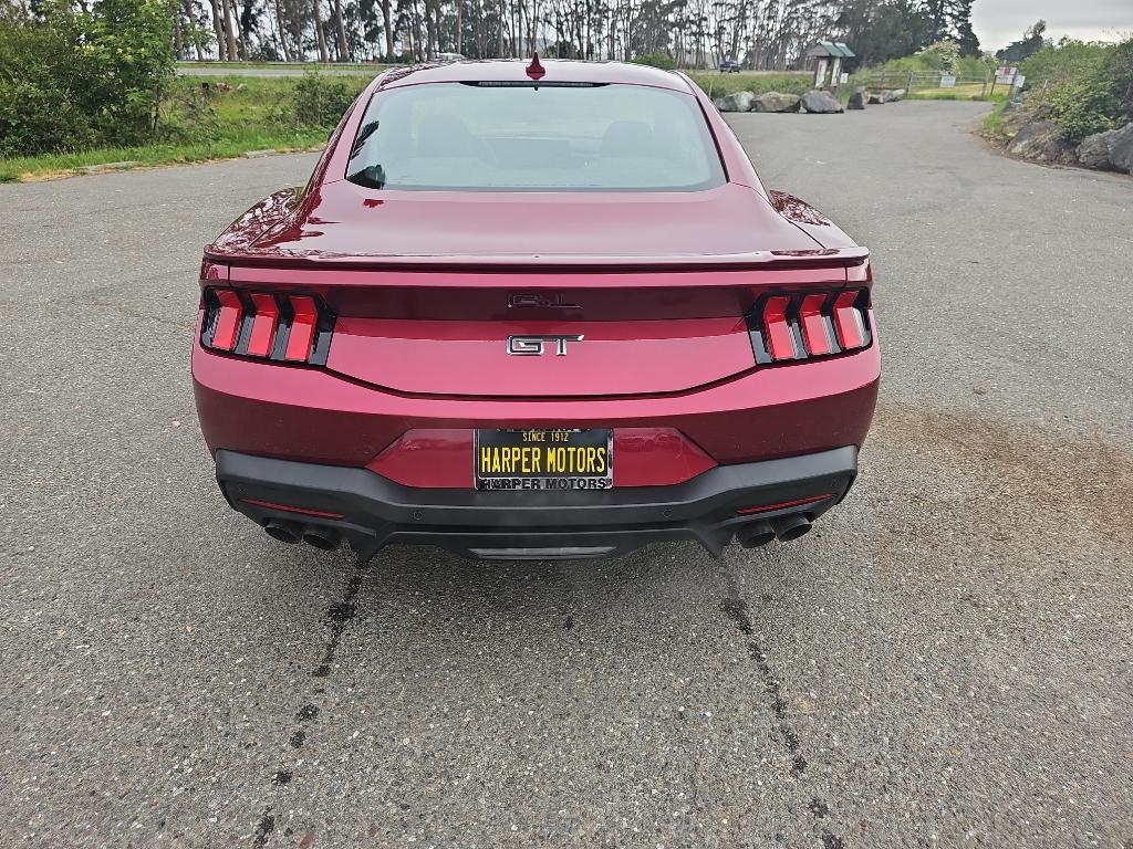 2025 Ford Mustang GT Premium photo 4
