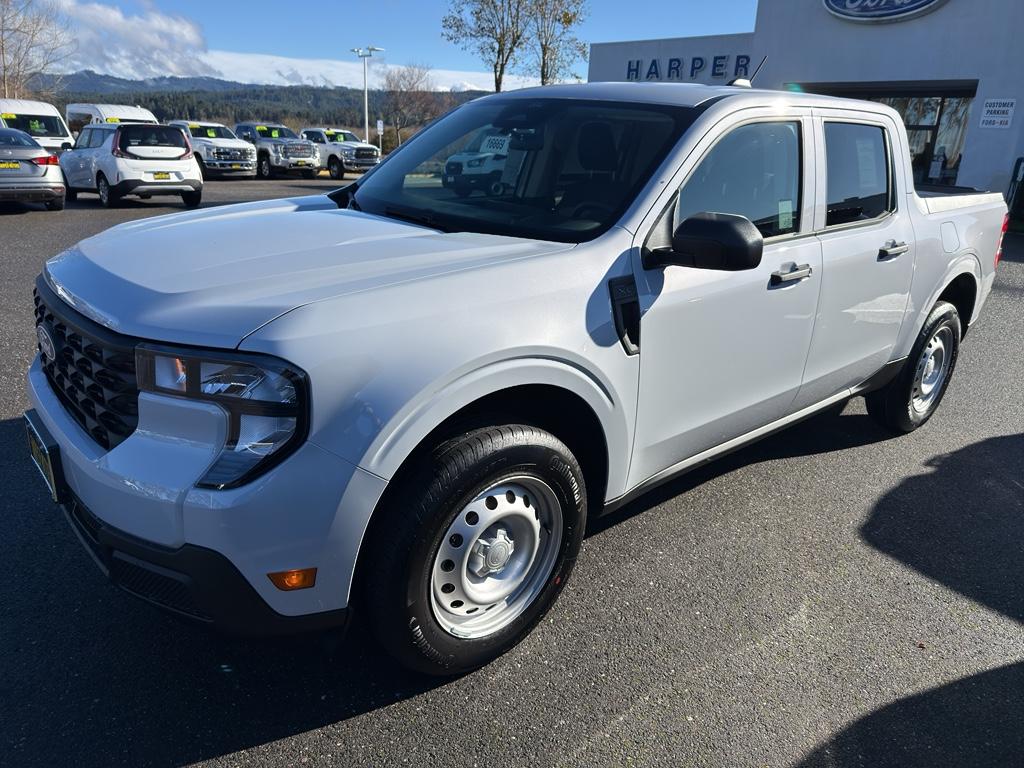 2026 Ford Maverick XL's photo