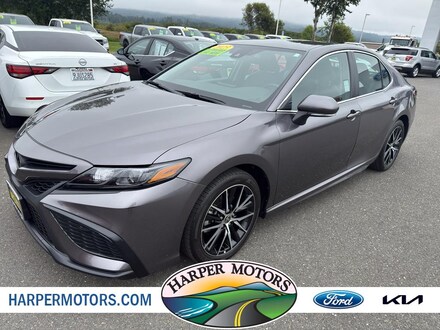 2023 Toyota Camry SE Sedan
