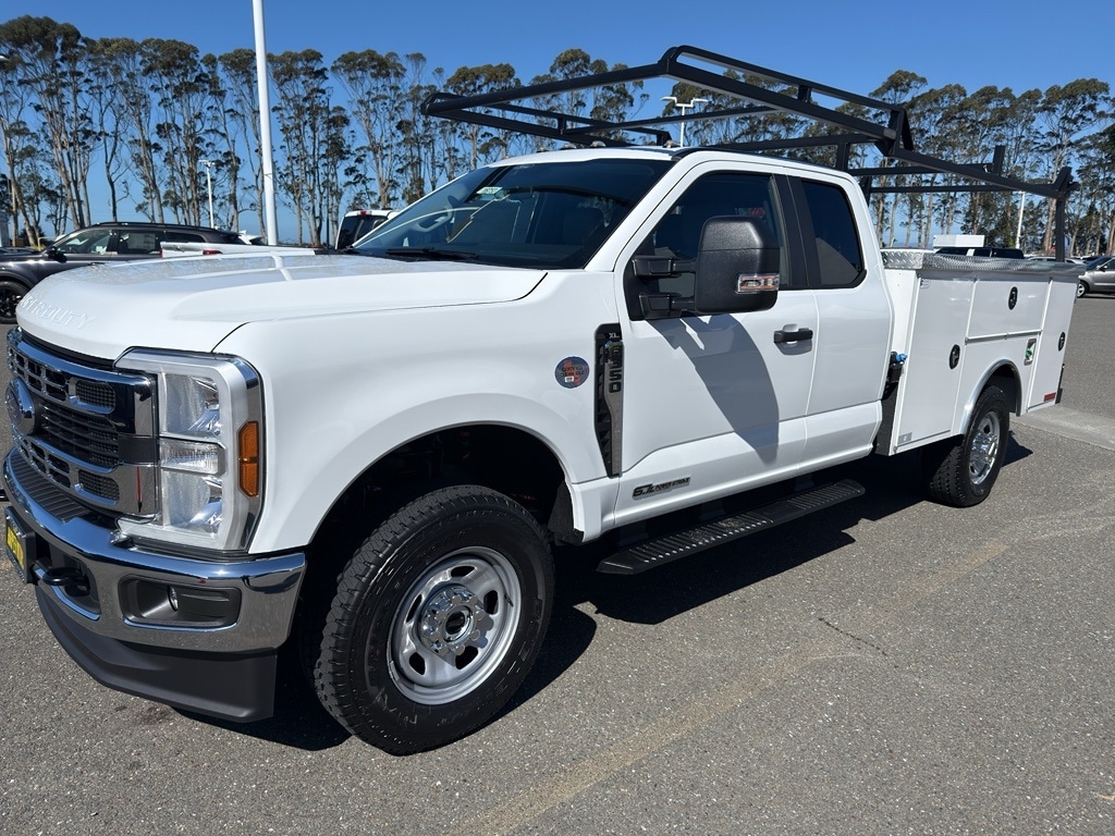 2026 Ford Chassis Cab