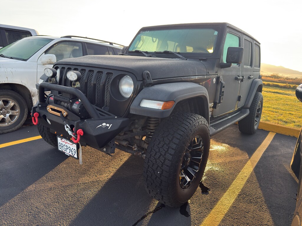 2020 Jeep Wrangler Sport S photo 2