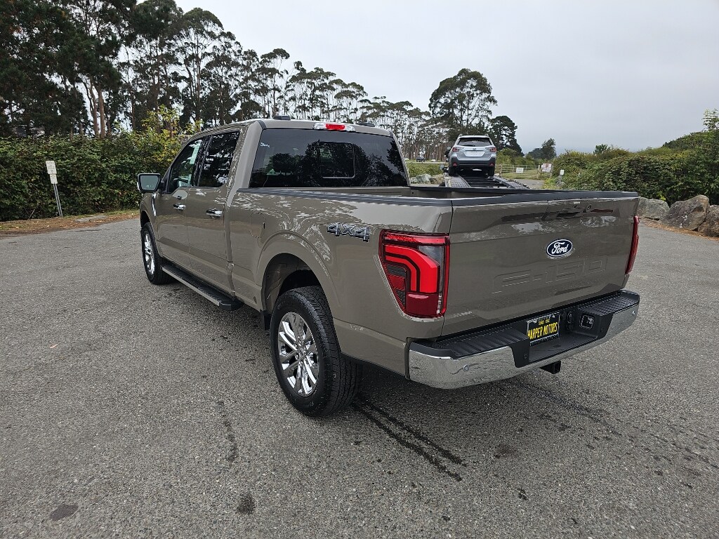 2025 Ford F-150 Lariat photo 3