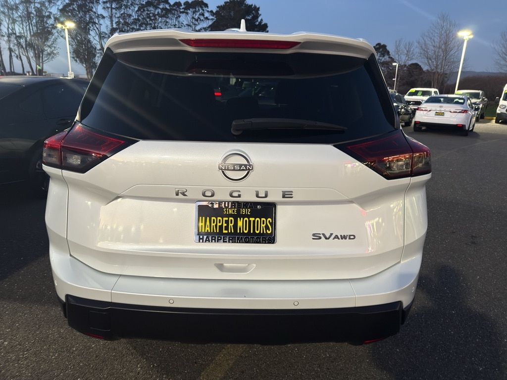 Used 2024 Nissan Rogue SV AWD SUV