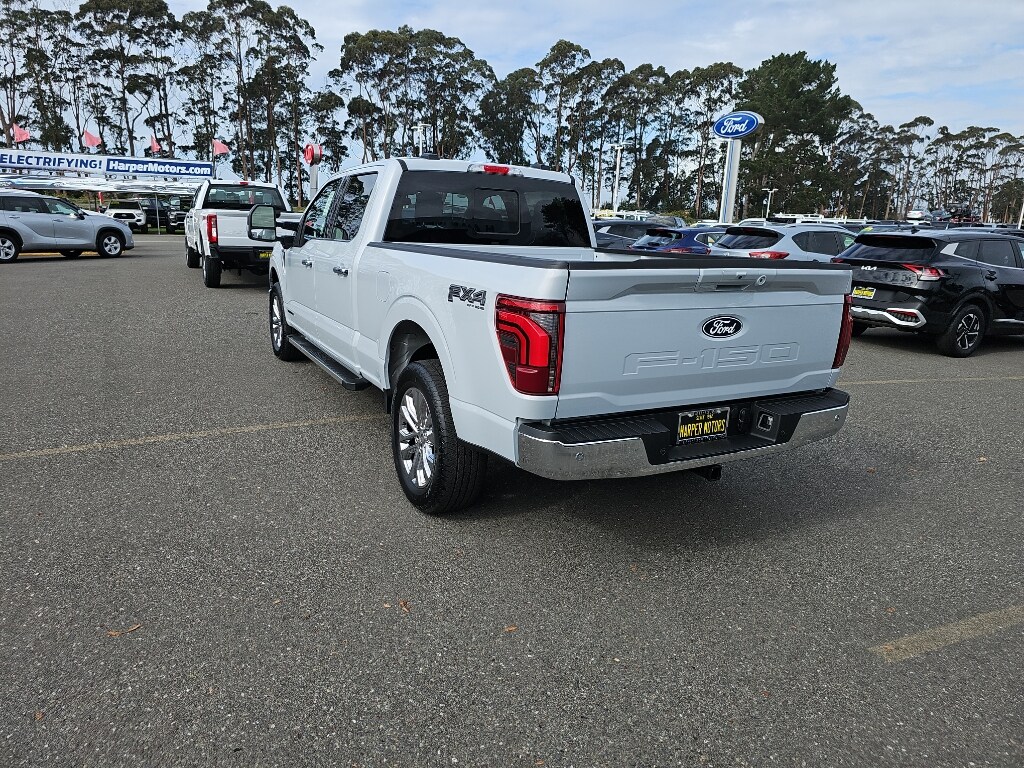 2025 Ford F-150 Lariat photo 3