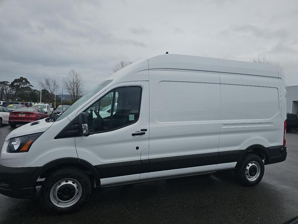 2025 Ford Transit Cargo Van photo 4