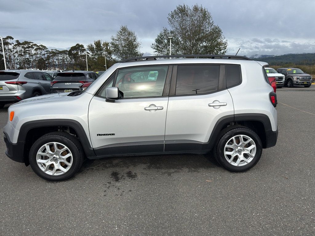 Used 2017 Jeep Renegade Latitude SUV