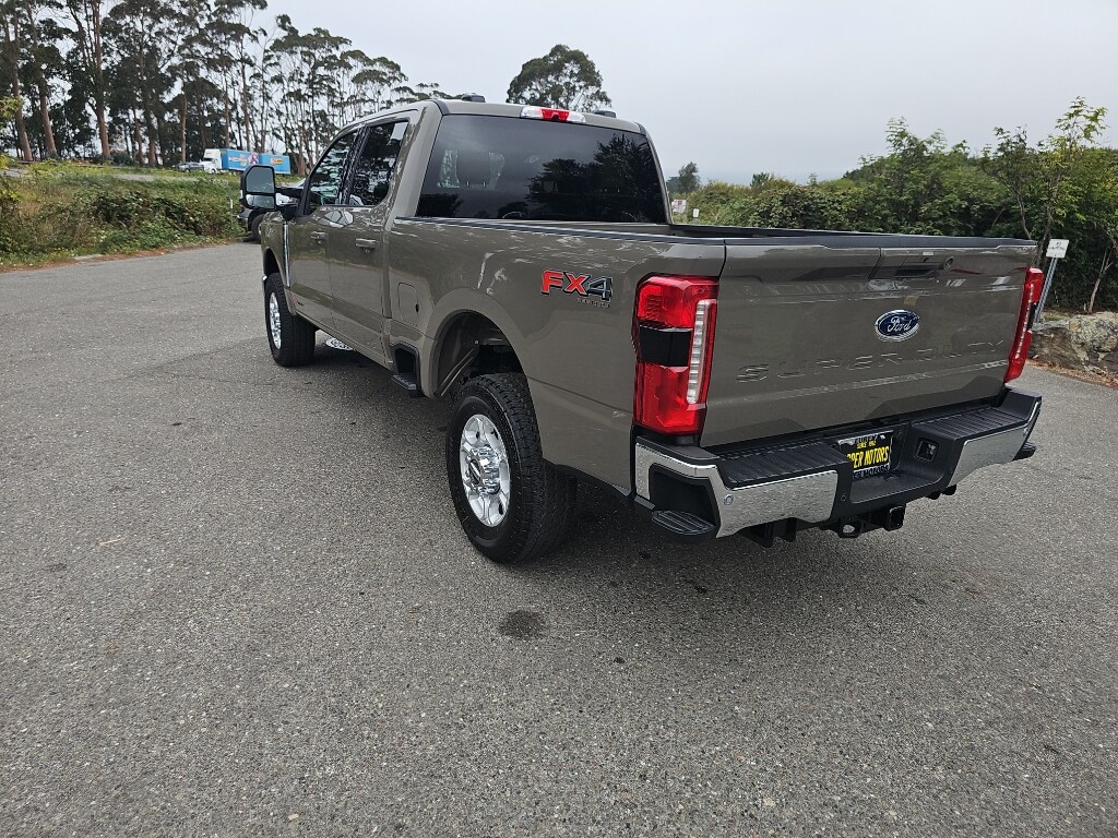 2026 Ford F-350 XLT photo 3