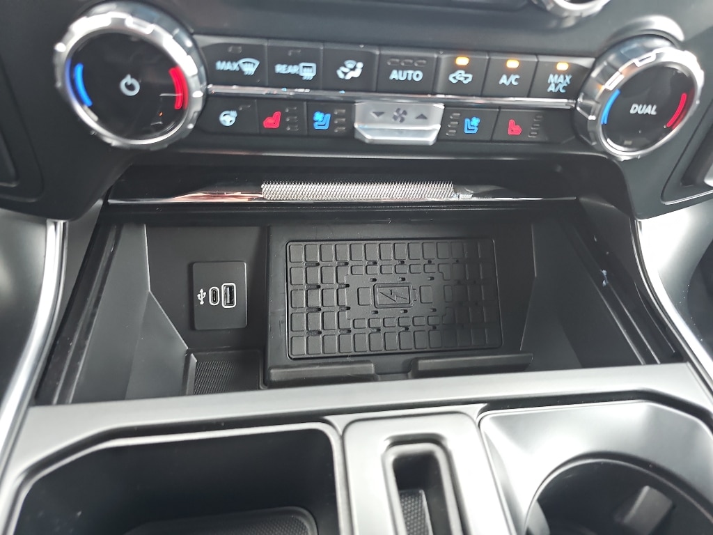 2025 Ford F-150 Raptor - Photo 19