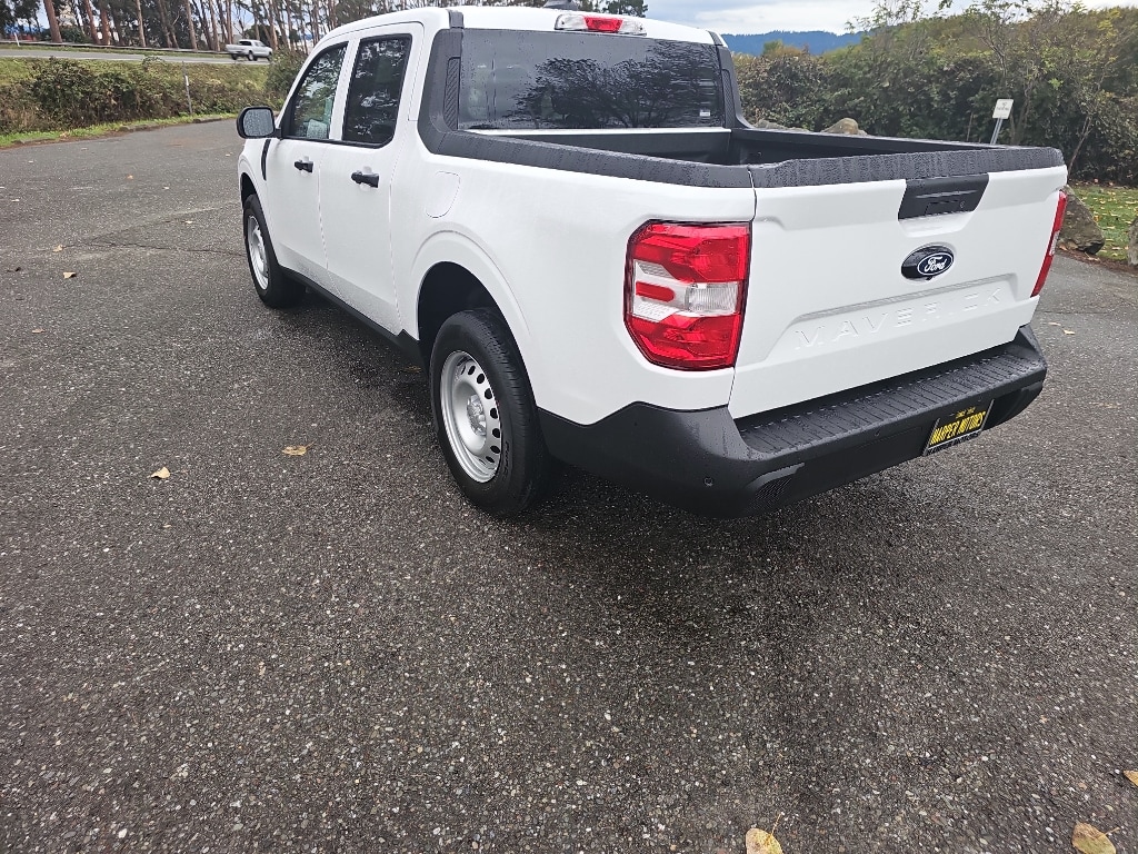 New 2025 Ford Maverick XL TRUCK