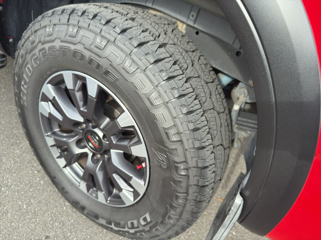 2021 Nissan Titan PRO-4X photo 4