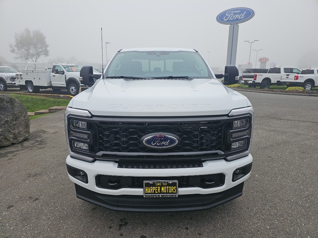 2026 Ford F-350 Super Duty XL - Photo 10