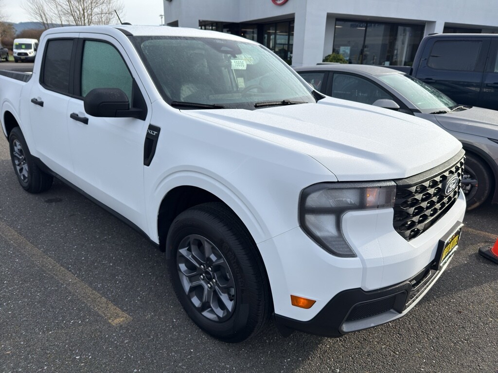 New 2026 Ford Maverick XLT TRUCK