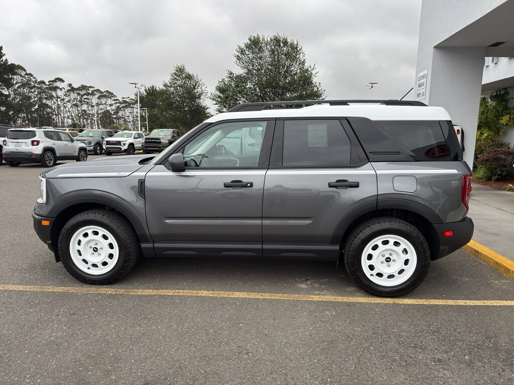 2025 Ford Bronco Sport Heritage photo 2