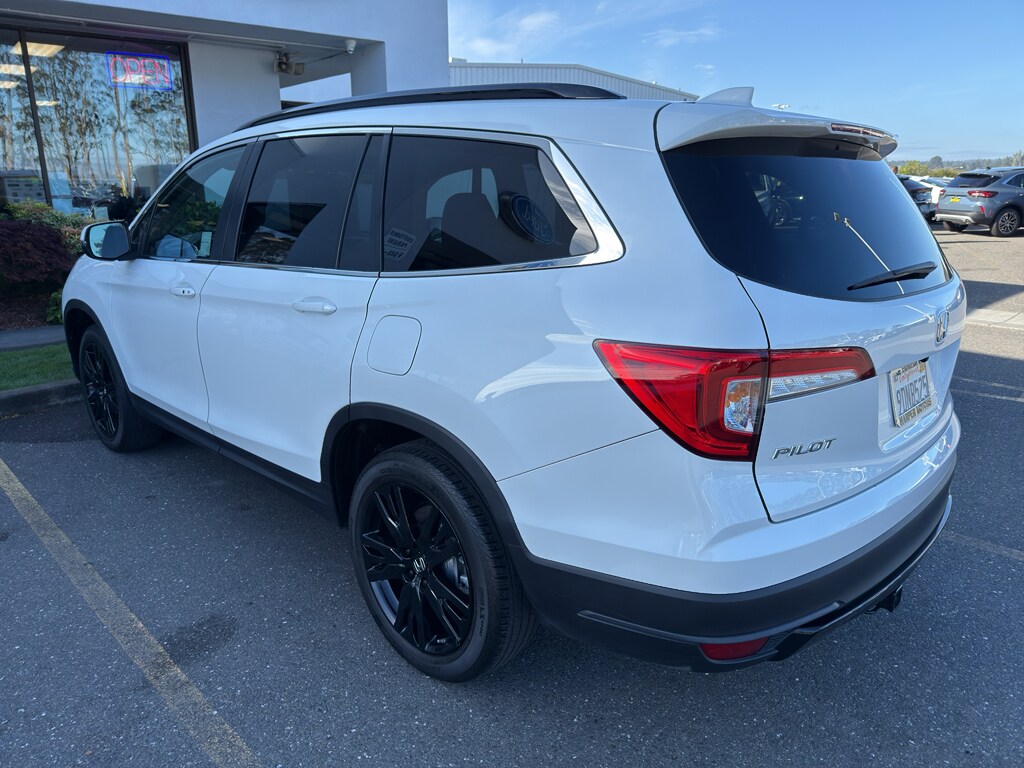 2022 Honda Pilot Special Edition photo 3