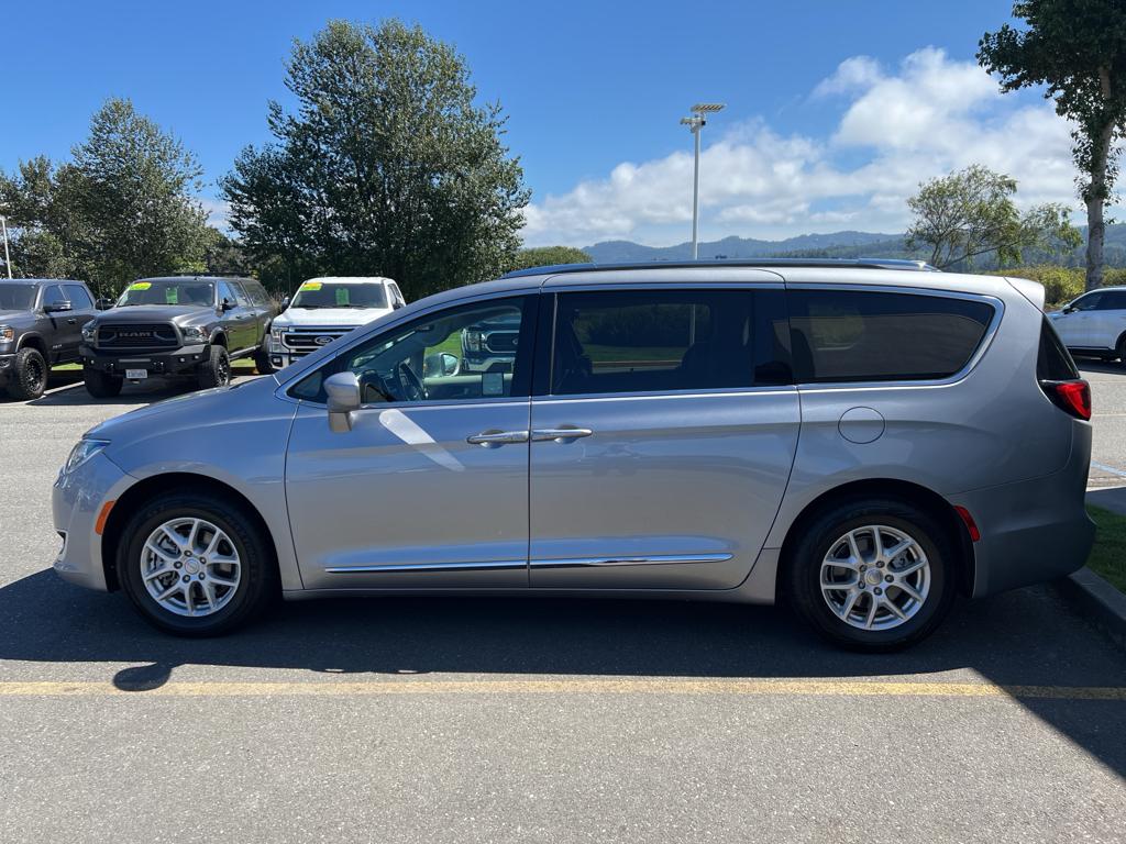 Used 2020 Chrysler Pacifica Touring L with VIN 2C4RC1BGXLR182072 for sale in Eureka, CA