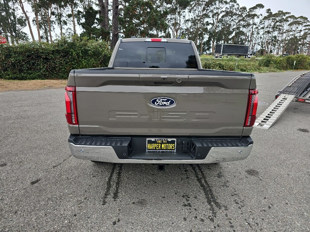 2025 Ford F-150 Lariat photo 4