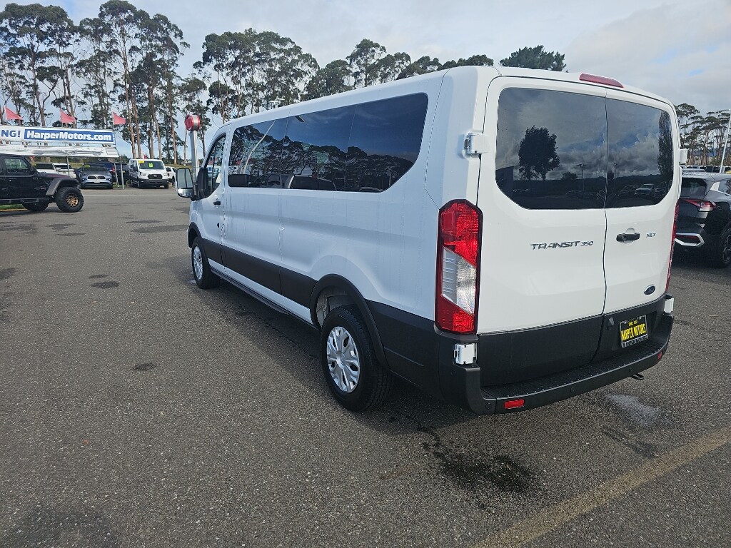 2023 Ford Transit XLT Van photo 3