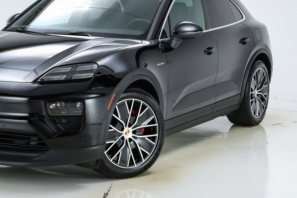 2025 Porsche Macan S - Photo 8