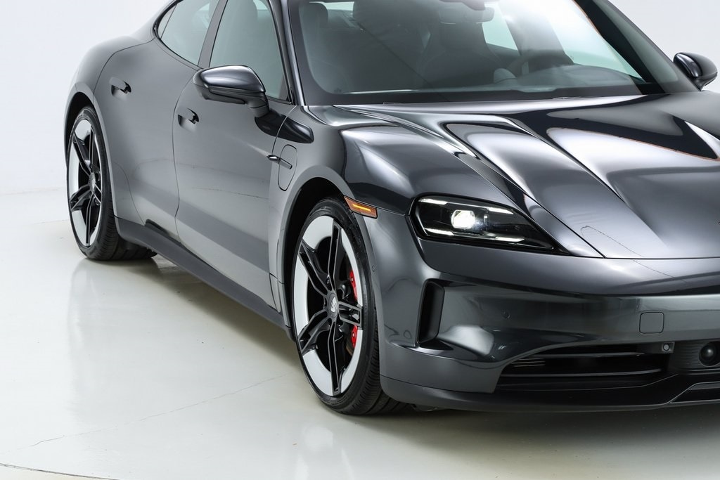 2025 Porsche Taycan S - Photo 28
