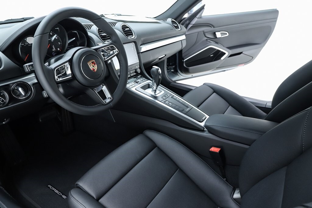 2025 Porsche Cayman S photo 4