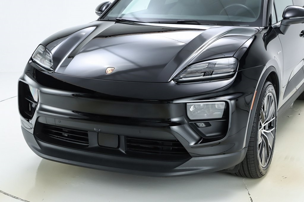 2025 Porsche Macan S - Photo 35