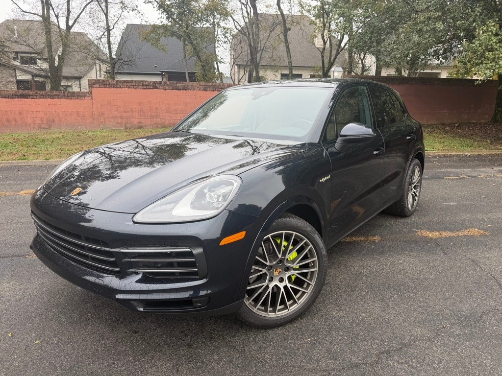 Certified 2023 Porsche Cayenne E-Hybrid Platinum Edition SUV