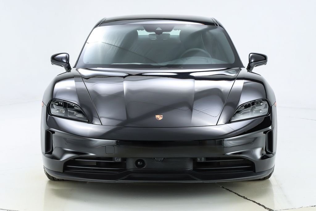 2025 Porsche Taycan Base - Photo 32