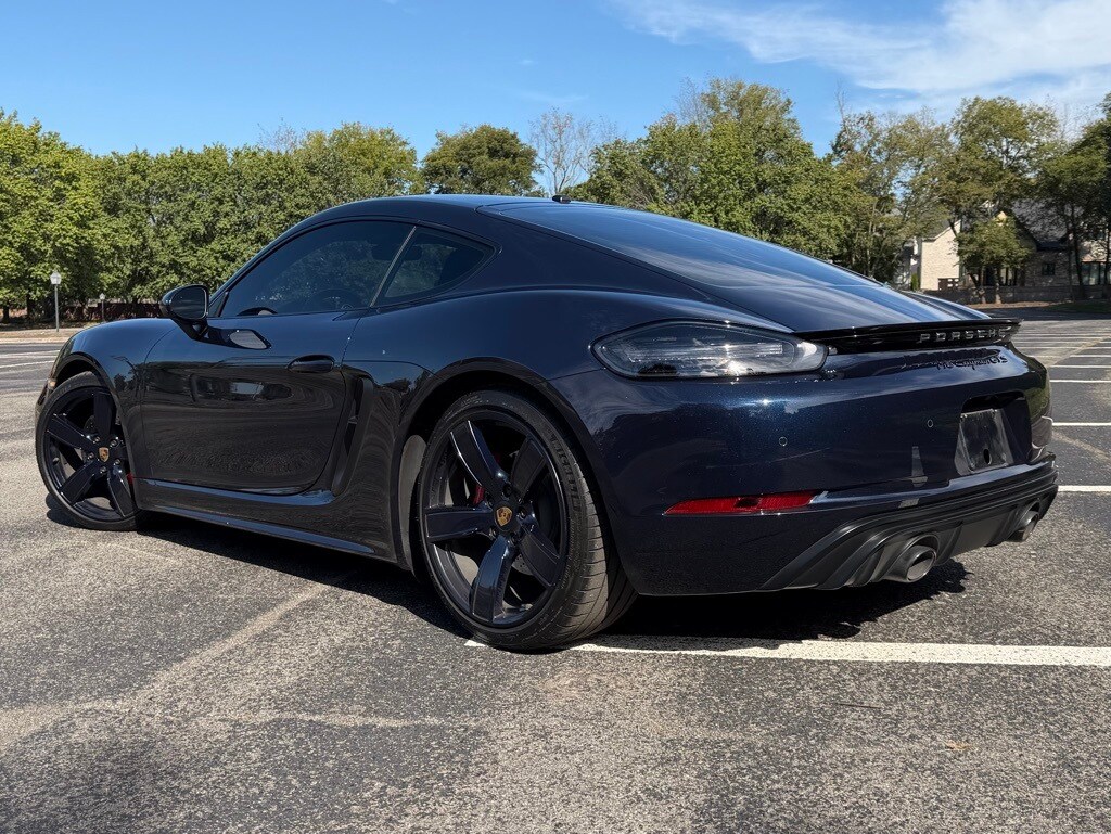 2021 Porsche Cayman GTS 4.0 photo 3