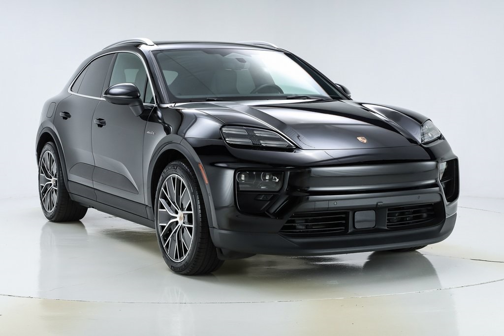 2025 Porsche Macan S - Photo 30