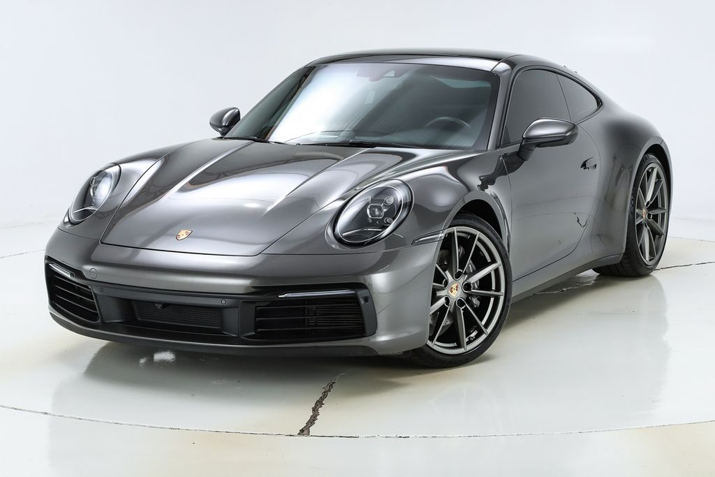 2021 Porsche 911 Carrera 4 Coupe's photo