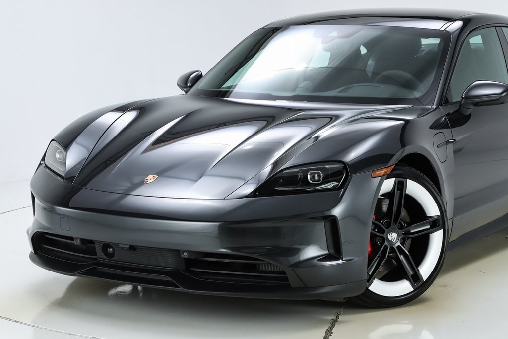 2025 Porsche Taycan S - Photo 7