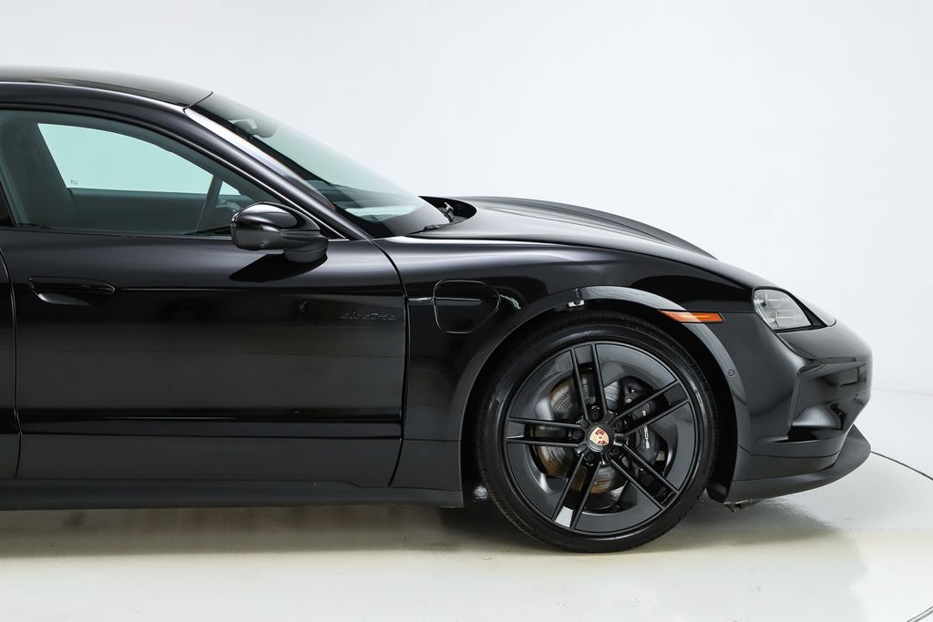 2025 Porsche Taycan Base - Photo 26