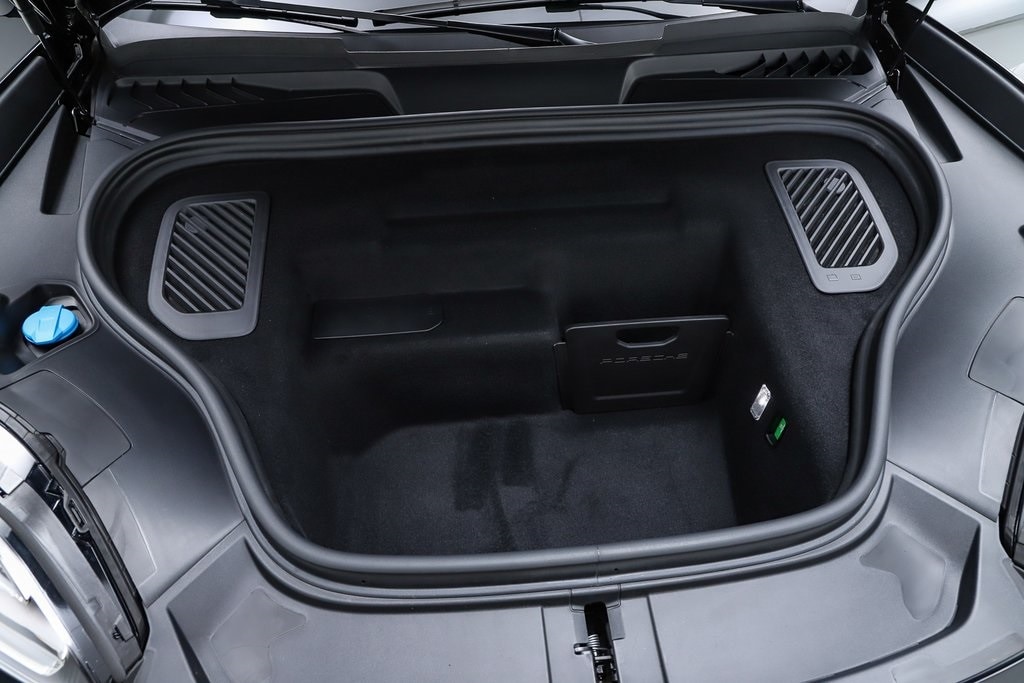 2025 Porsche Macan S - Photo 58