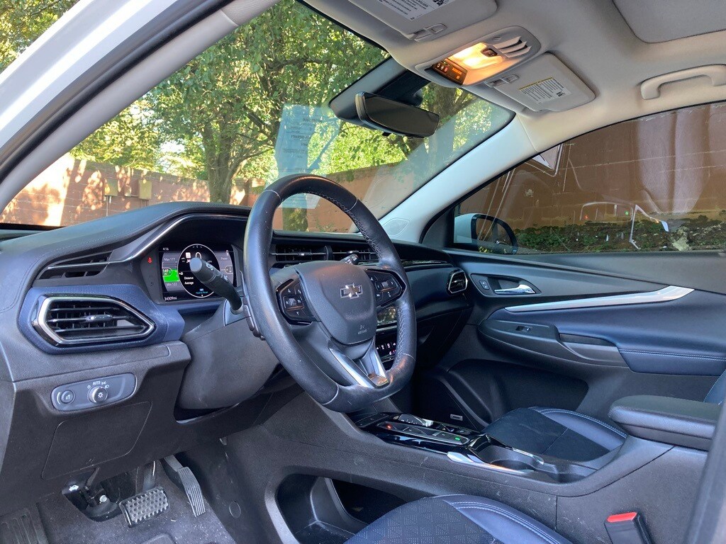 2022 Chevrolet Bolt EUV Premier photo 4
