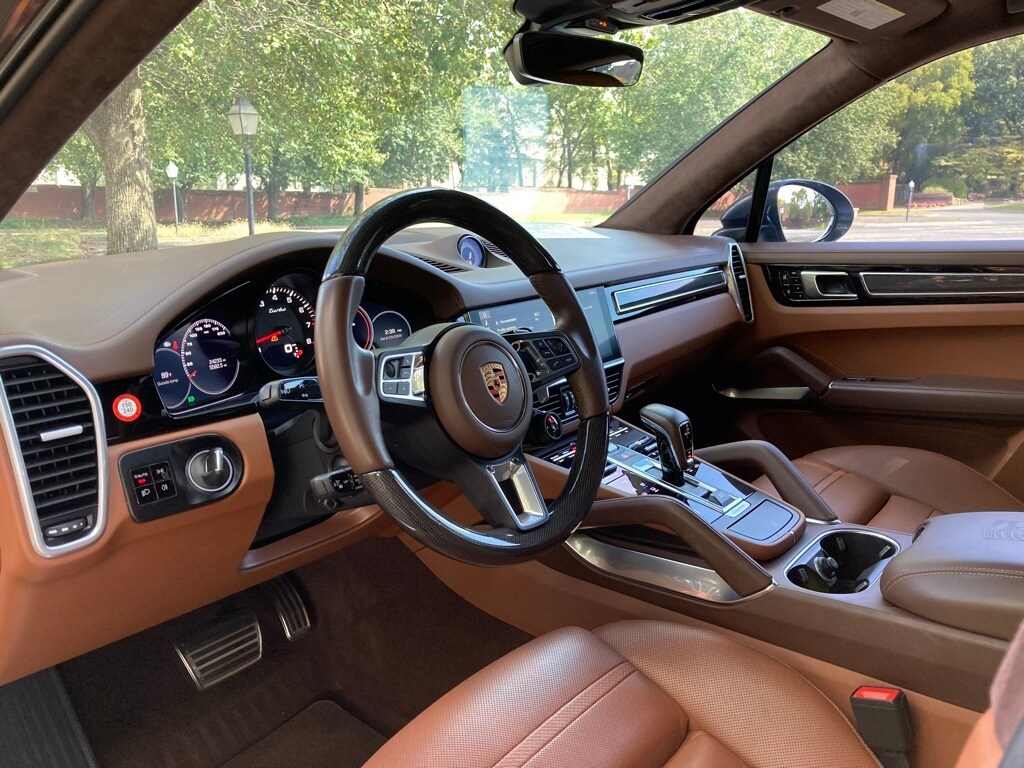 2019 Porsche Cayenne Turbo photo 4