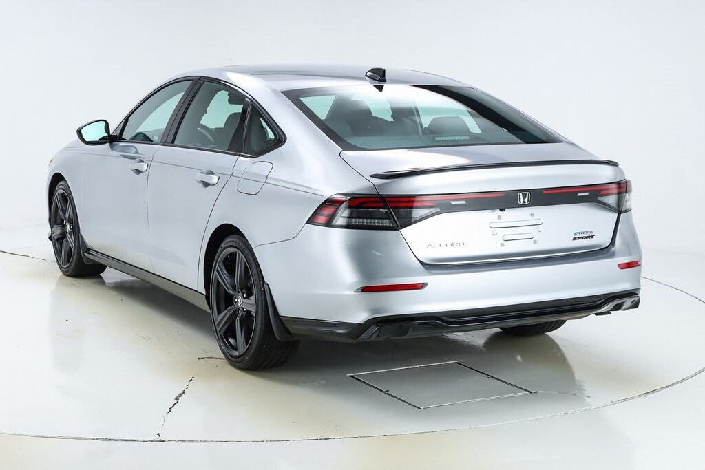 2024 Honda Accord Hybrid Sport-L photo 3