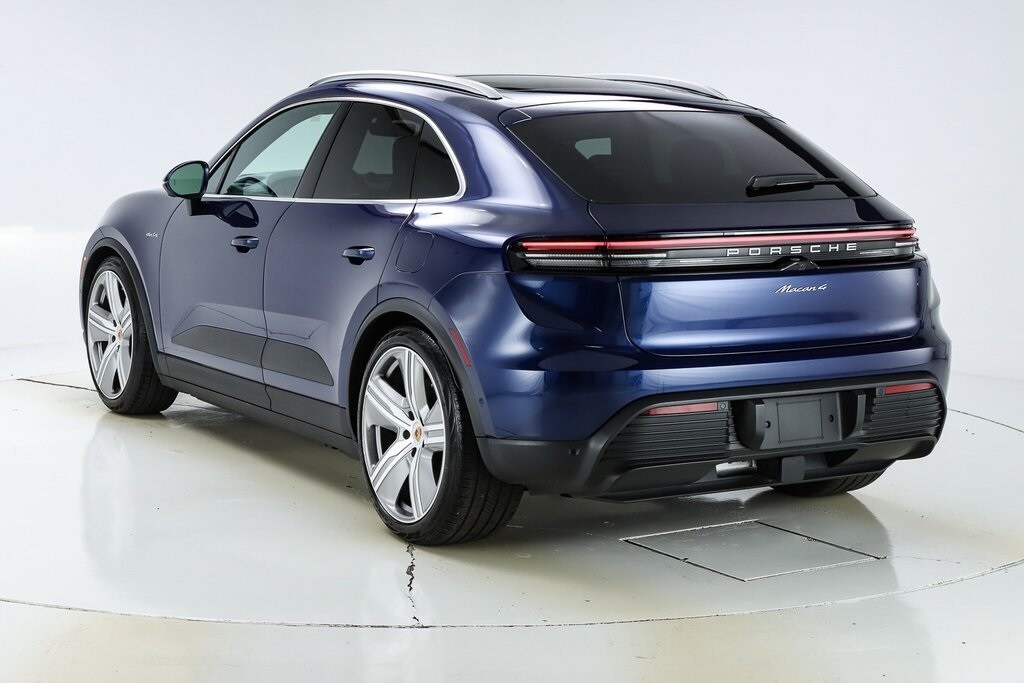 2024 Porsche Macan Electric 4 photo 3