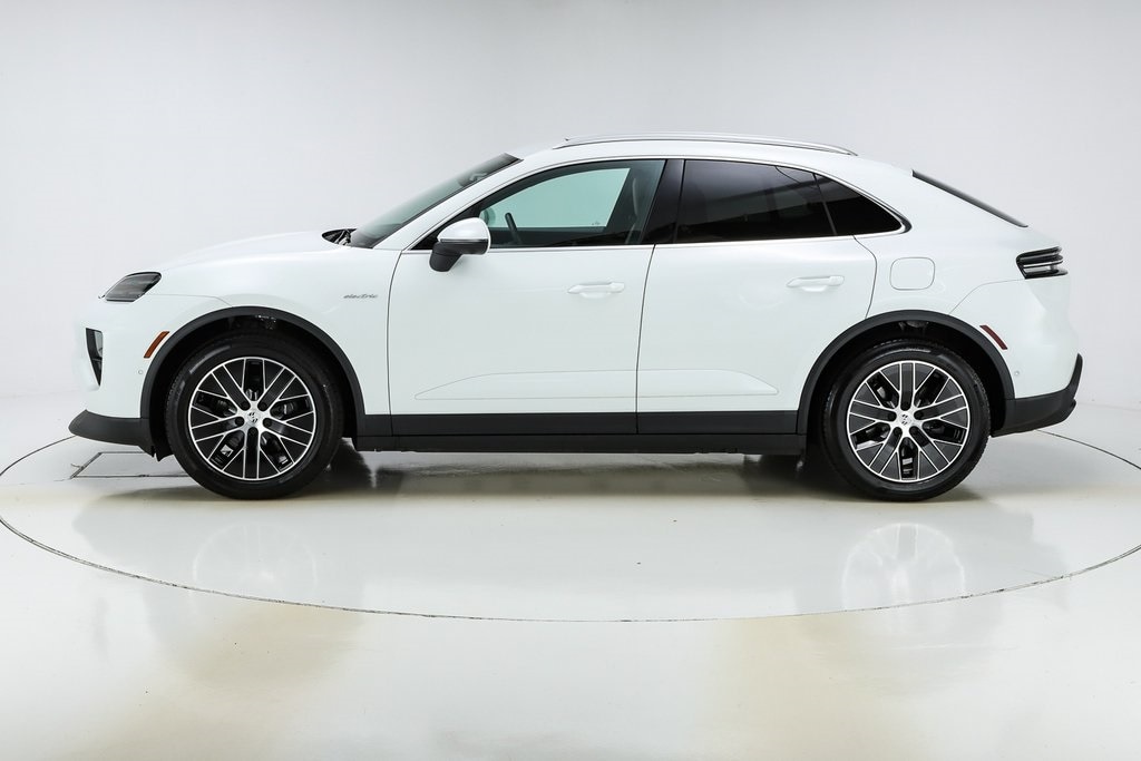Certified 2025 Porsche Macan Base with VIN WP1AD2XA4SL075350 for sale in Knoxville, TN