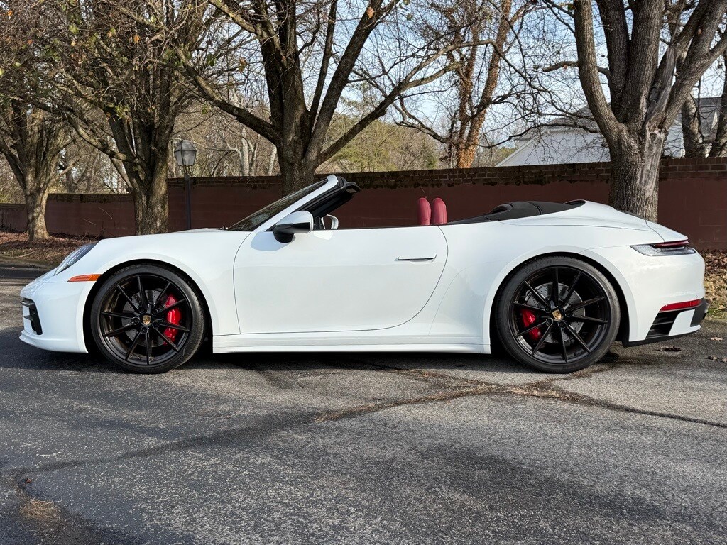 2020 Porsche 911 4S photo 2