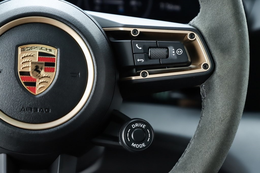 2025 Porsche Taycan S - Photo 50