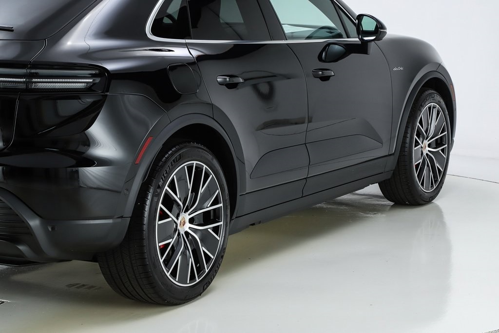2025 Porsche Macan S - Photo 20