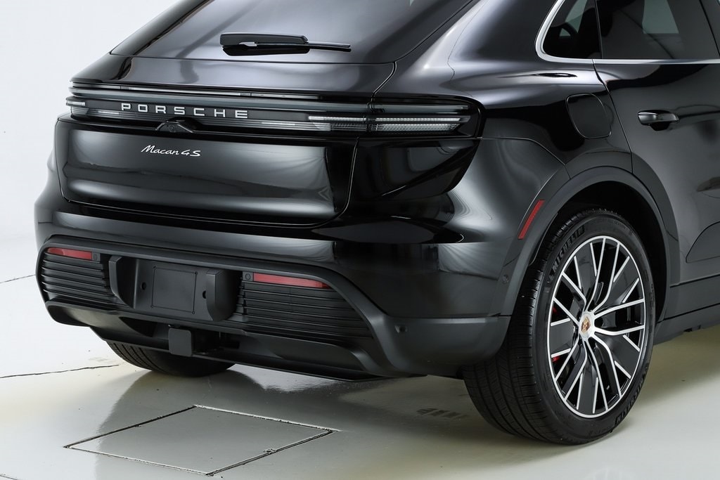 2025 Porsche Macan S - Photo 19