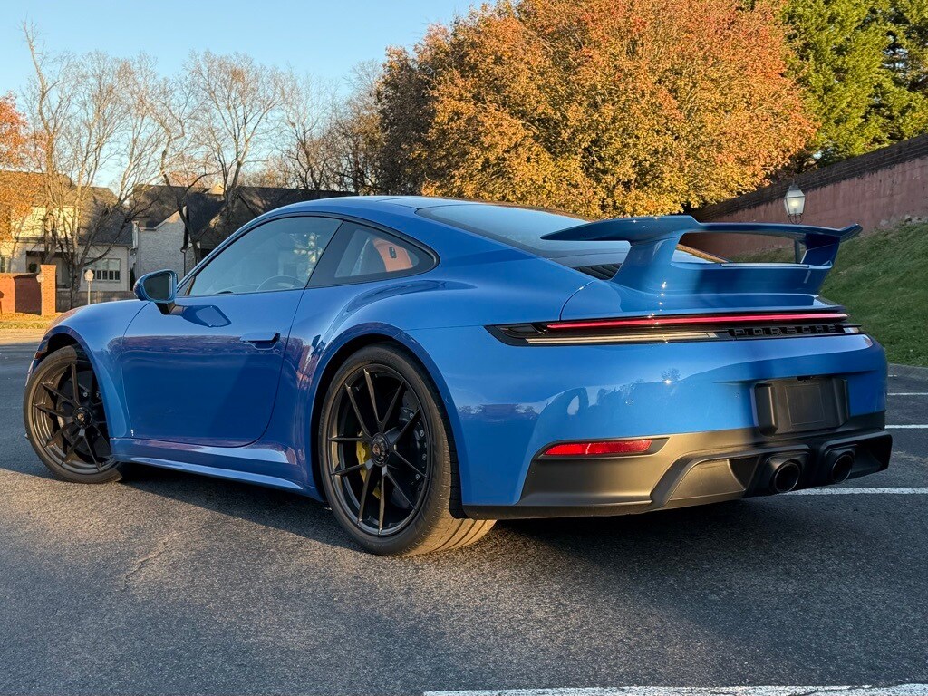 2025 Porsche 911 GTS photo 3
