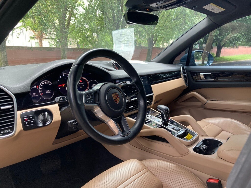 2020 Porsche Cayenne Base photo 4