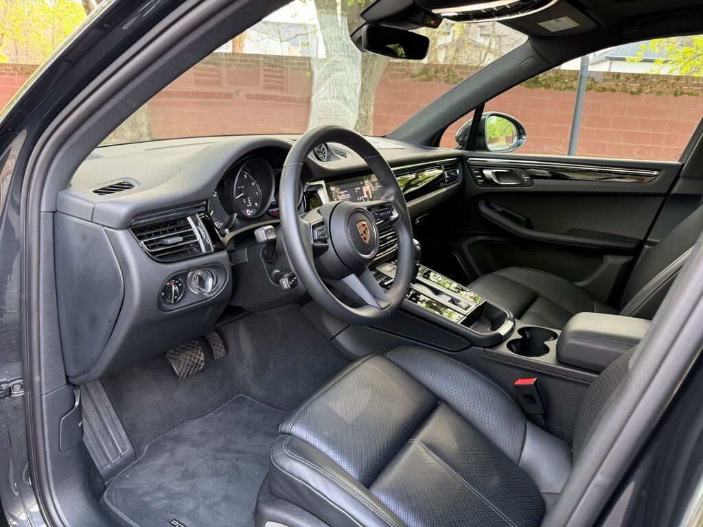 Certified 2025 Porsche Macan SUV
