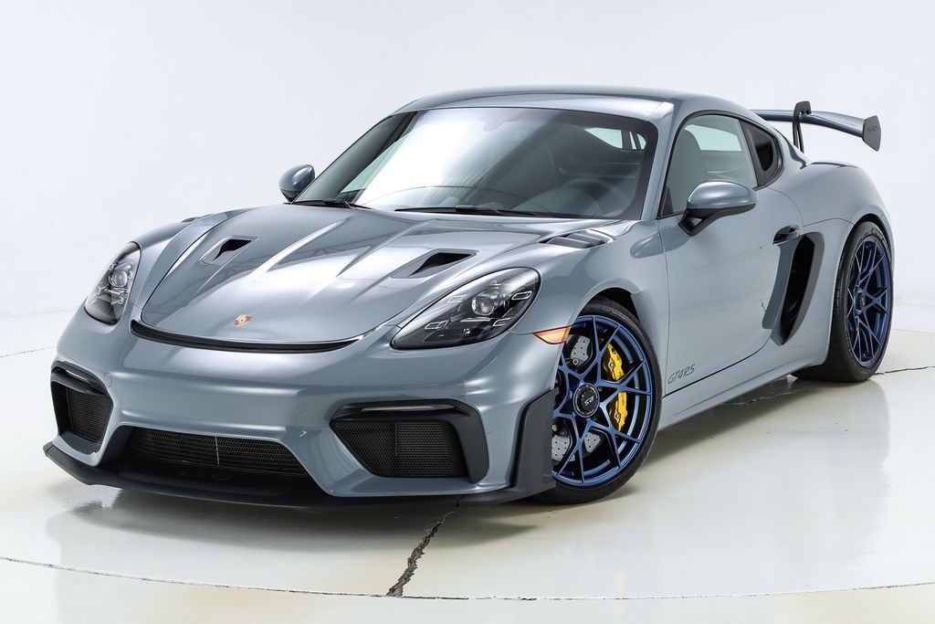 2025 Porsche 718 Cayman GT4 RS's photo