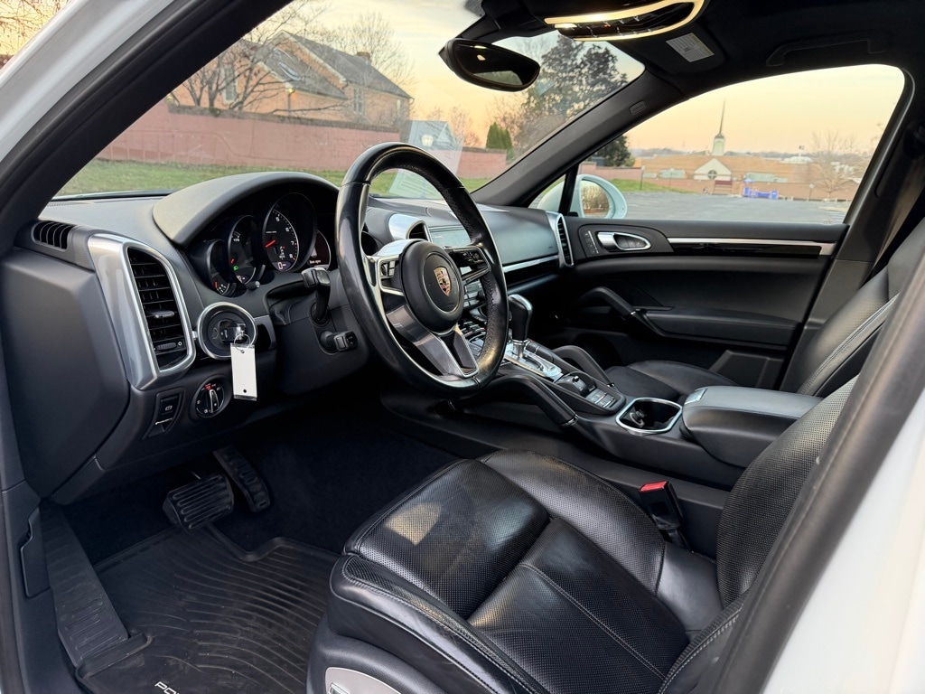 Used 2017 Porsche Cayenne Platinum Edition SUV
