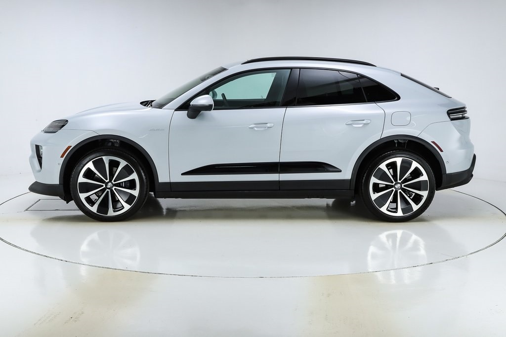 Certified 2025 Porsche Macan Base with VIN WP1AA2XA4SL001385 for sale in Knoxville, TN