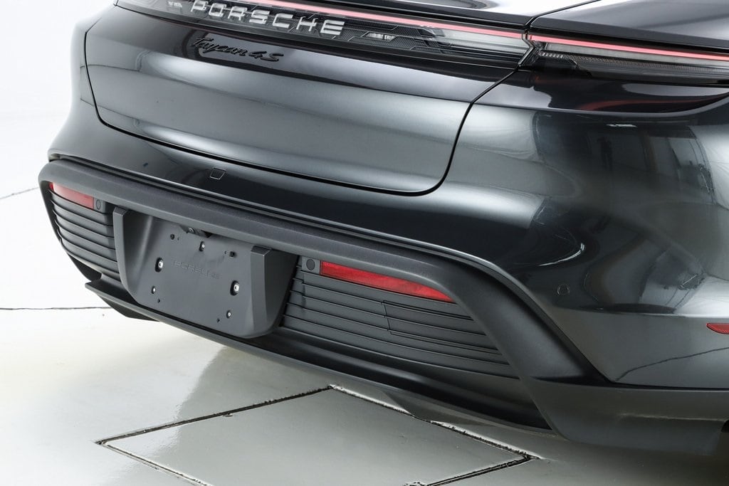 2025 Porsche Taycan S - Photo 22